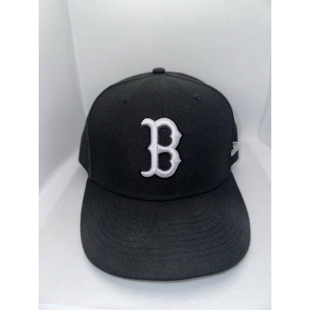 Men's New Era Boston Red Sox Hat Size 7 5/8 Black